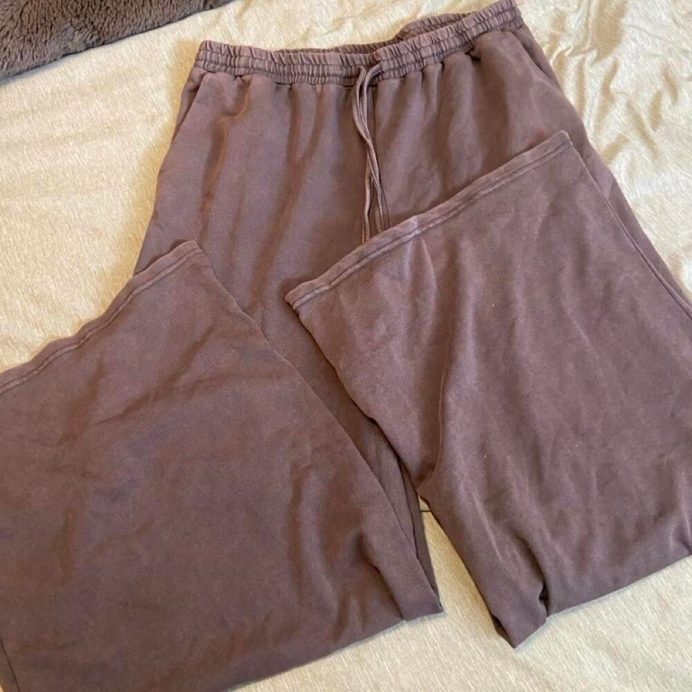 Brown Sweatpants Size L
